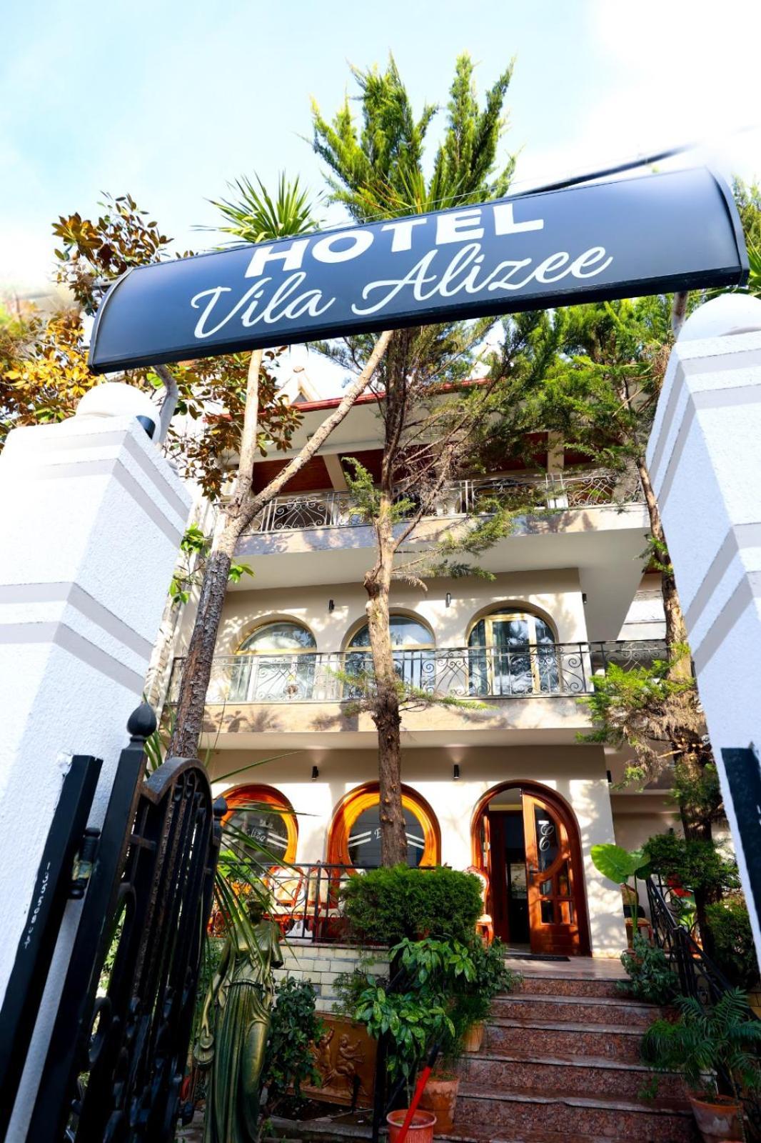Vila Alizee Hotel Tirana Exterior photo